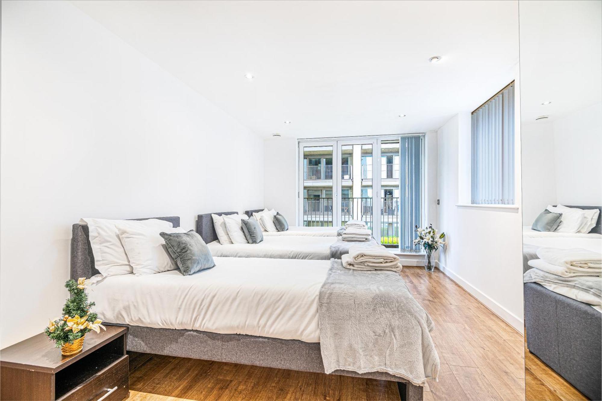 Excel London Majestic Apartment Exterior photo