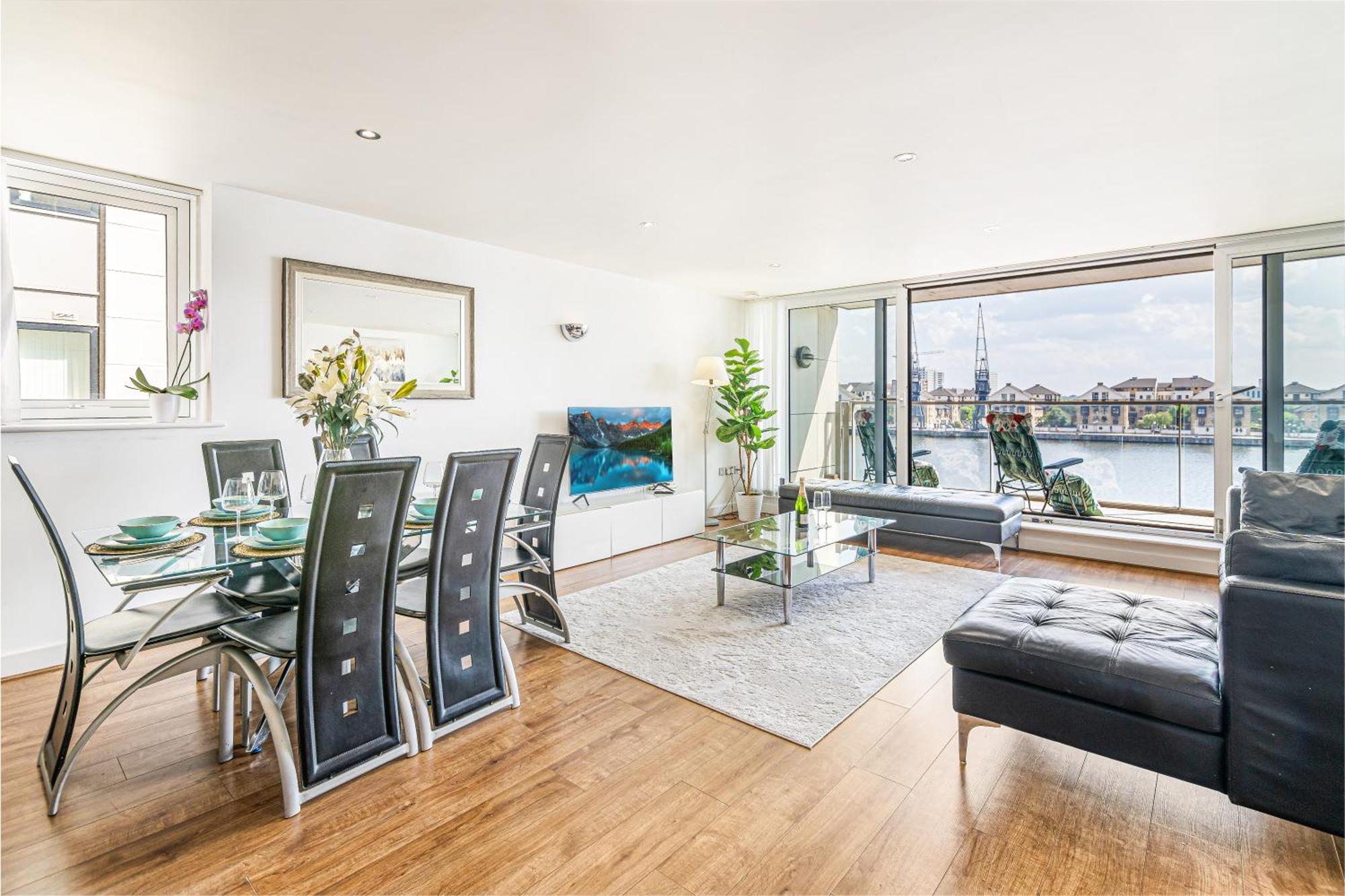 Excel London Majestic Apartment Exterior photo