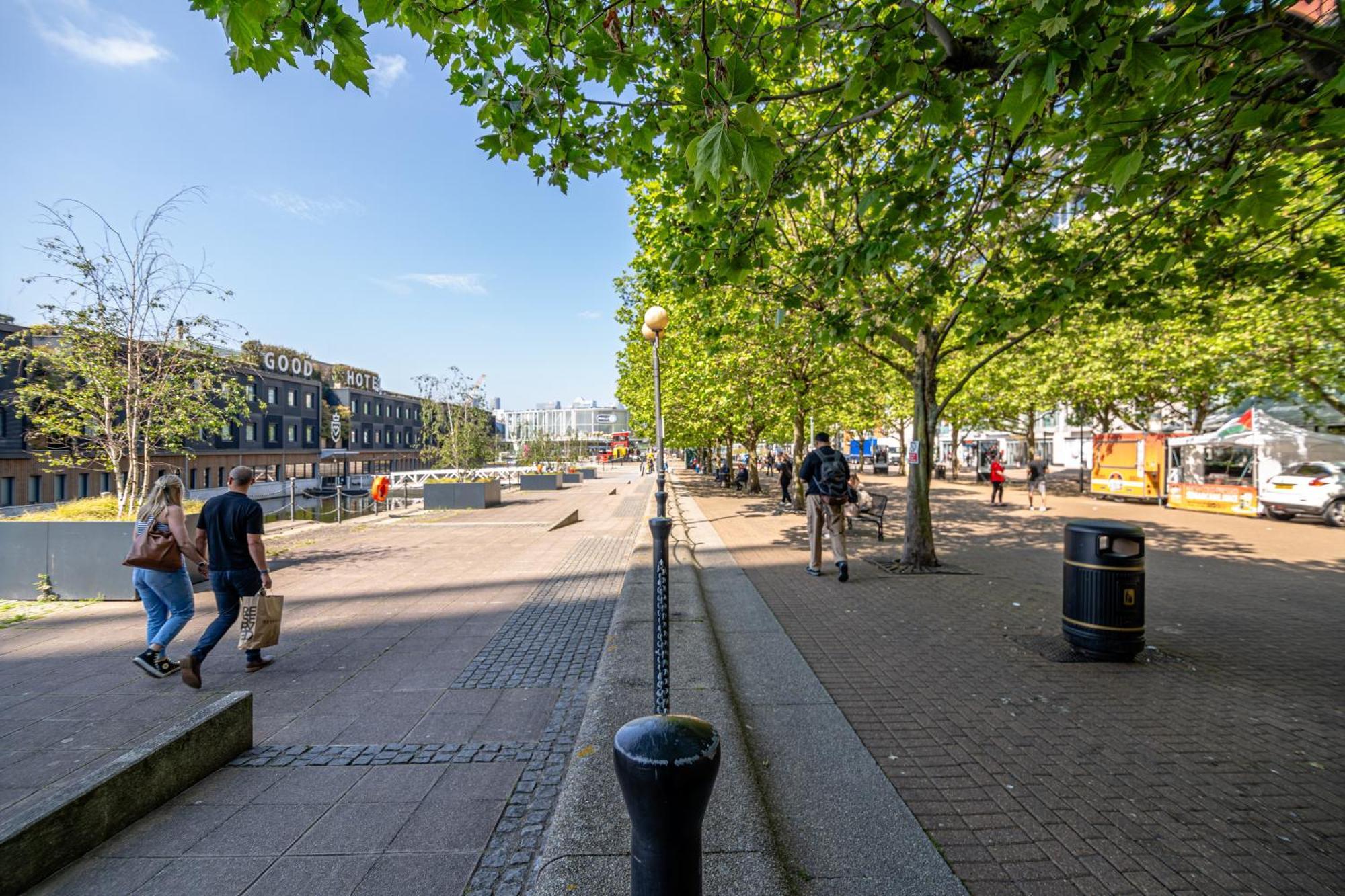 Excel London Majestic Apartment Exterior photo