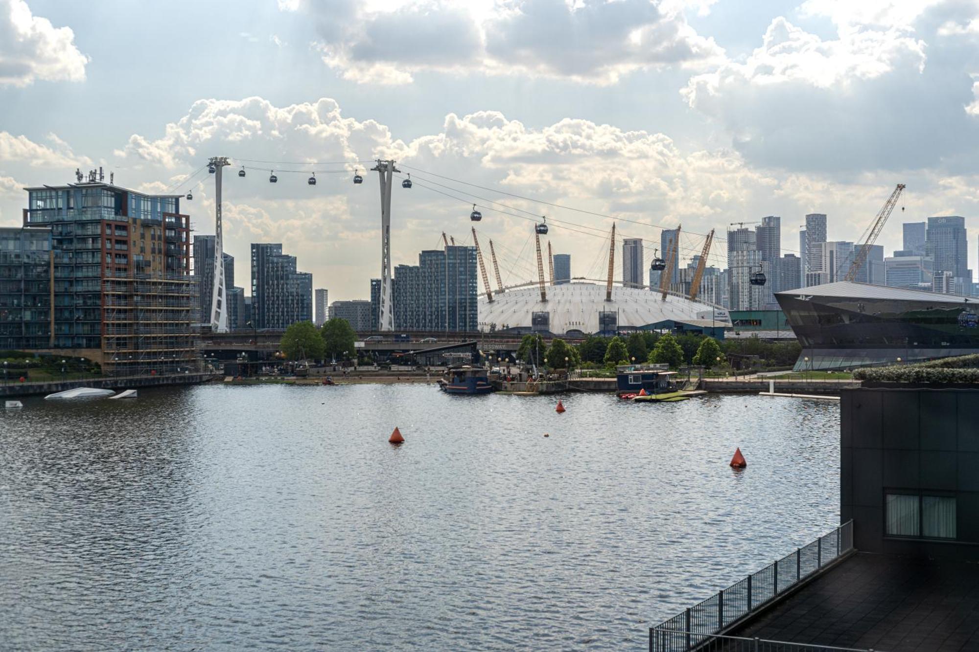 Excel London Majestic Apartment Exterior photo
